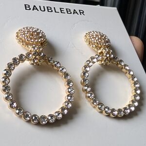 NWT BaubleBar Gold-Tone Rhinestone Hoop Earrings – Statement Jewelry